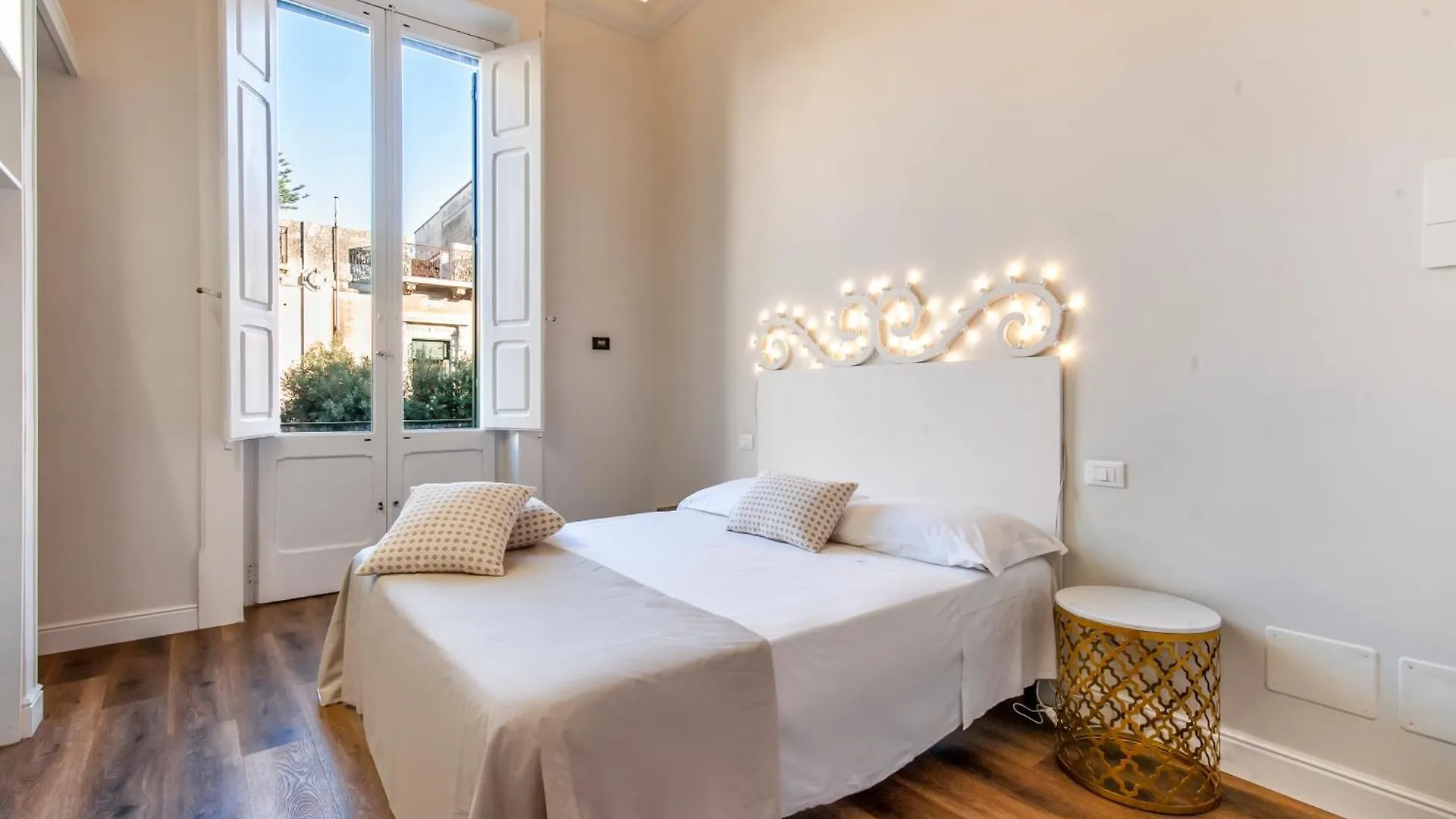 Vittoria Luxury House Bed & Breakfast Lecce Italy